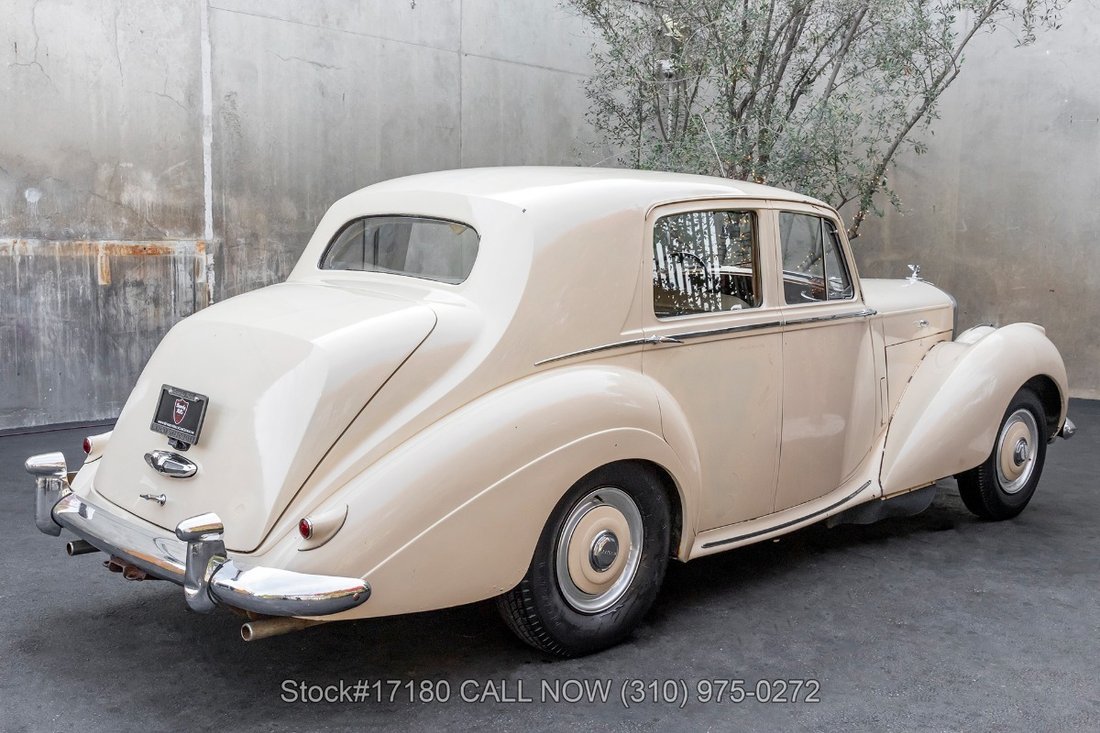 Bentley R-Type Saloon in Los Angeles, CA 5 - 13711146