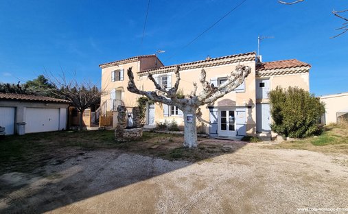 Villa en Aubignan, Provenza-Alpes-Costa Azul, Francia 1
