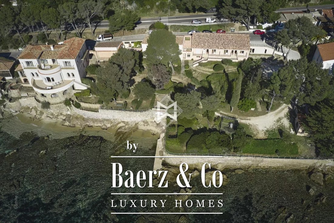 Majestic Waterfront Property In Le Lavandou, Provence Alpes Côte D'azur