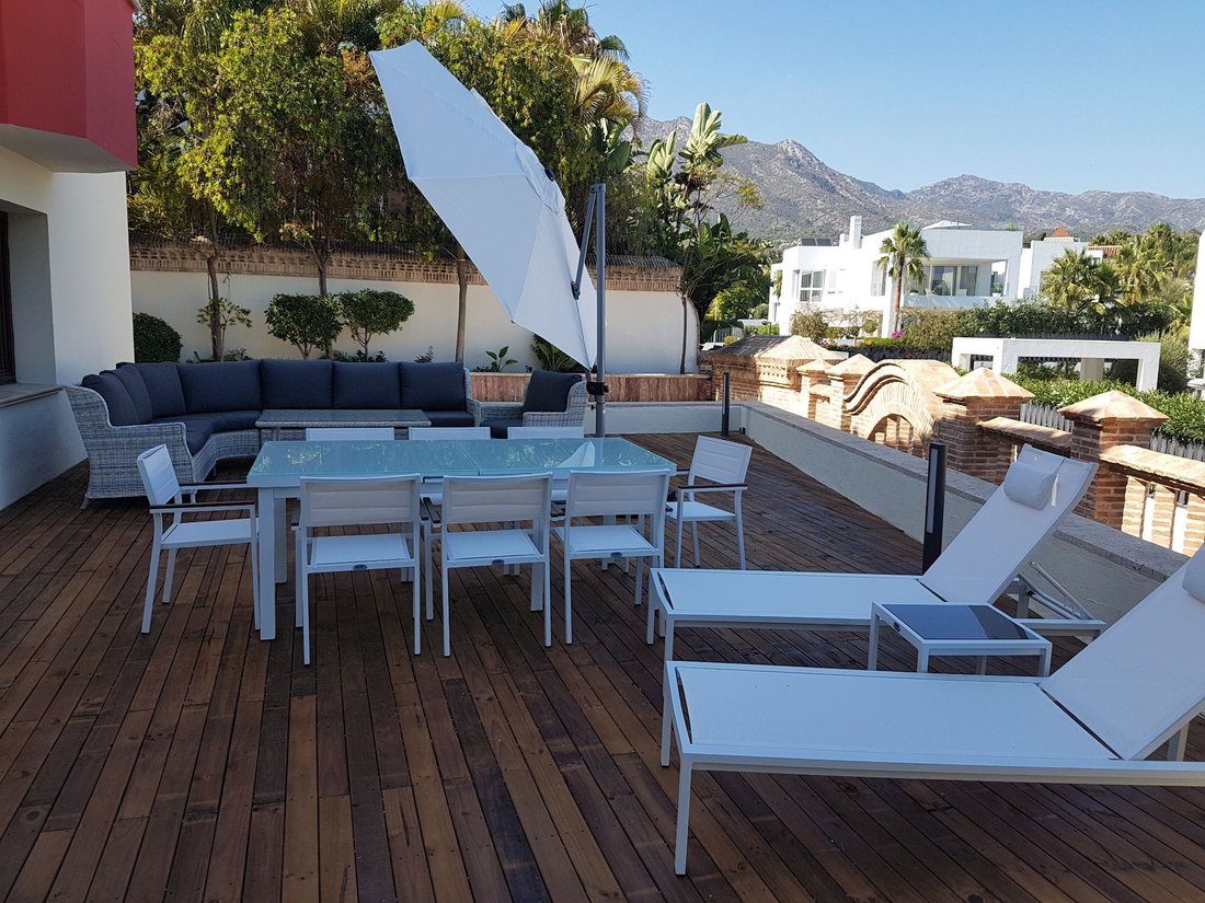Villa in Marbella, Andalusia, Spain 5 - 13714037