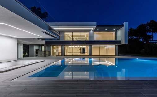 Villa in Aroeira, Charneca de Caparica e Sobreda, Portugal 1