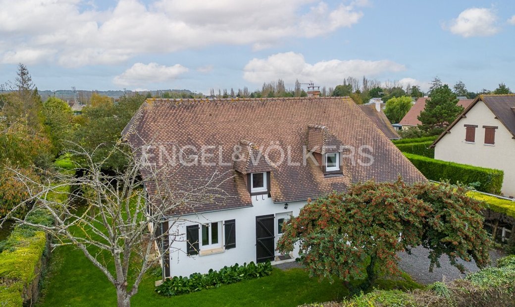 Lovely House In Cabourg In Cabourg, Normandy, France For Sale (13719092)