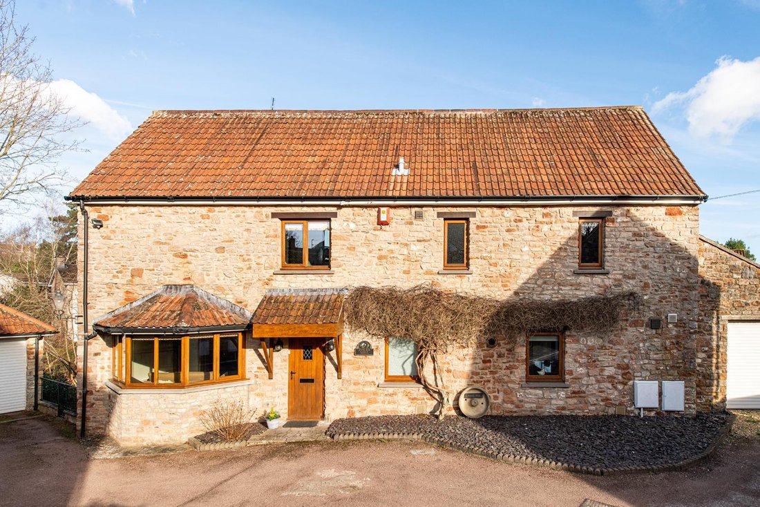 5 Bedroom Detached House For Sale In In Chew Magna, England, United