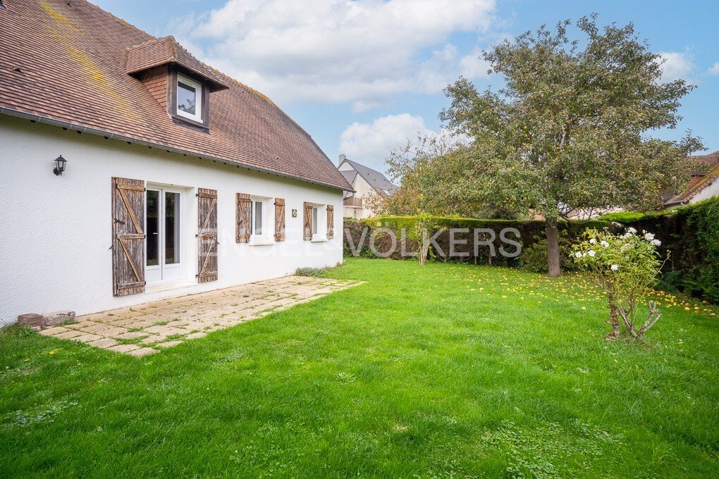 Lovely House In Cabourg In Cabourg, Normandy, France For Sale (13719092)