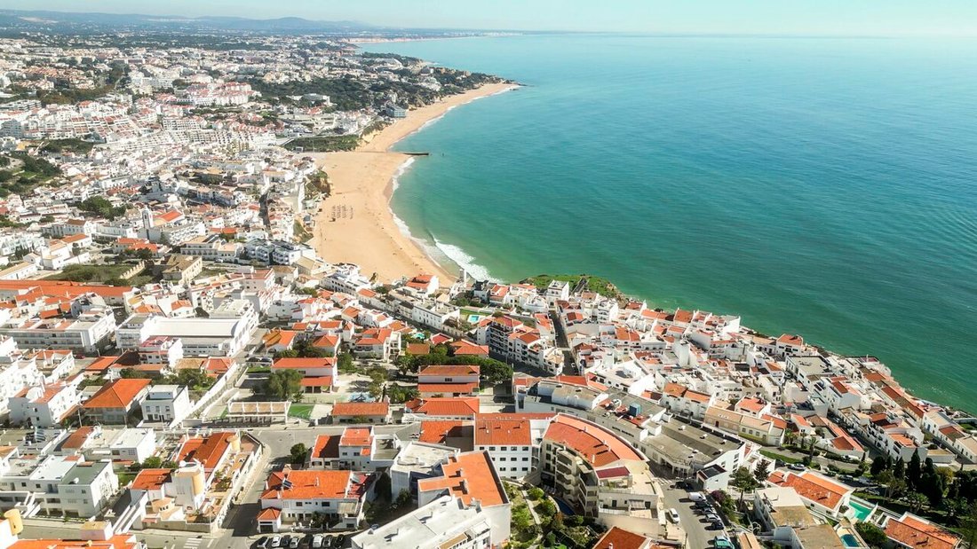 Apartment in Praia dos Pescadores, Olhos de Agua, Portugal 3 - 12857392