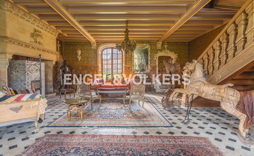 Calvados 19th Century Chateau In Perfect Condition