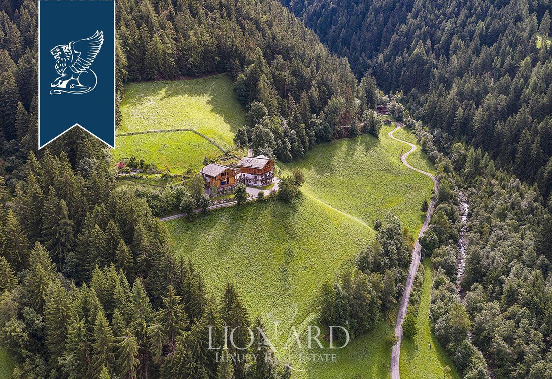 Luxurious Chalet In Trentino Alto Adige In Trentino South Tyrol, Italy