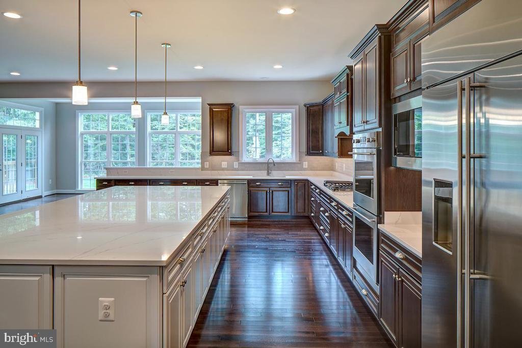 House in Chantilly, Virginia, United States 5 - 13717970