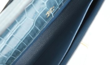 Hermès Kelly Cut Colvert Shiny Porosus Crocodile Gold Hardware