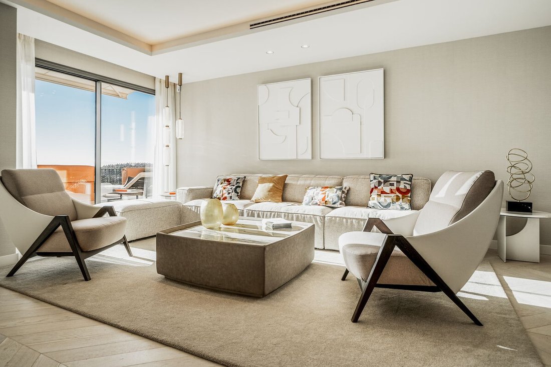 Apartment in Puerto Banus, Marbella, Spain 3 - 13721786