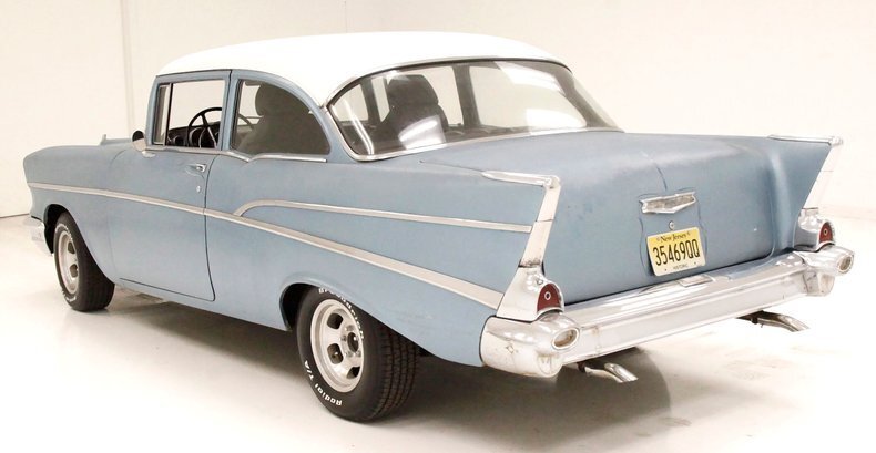 Sedan in Morgantown, United States 3 - 13721493