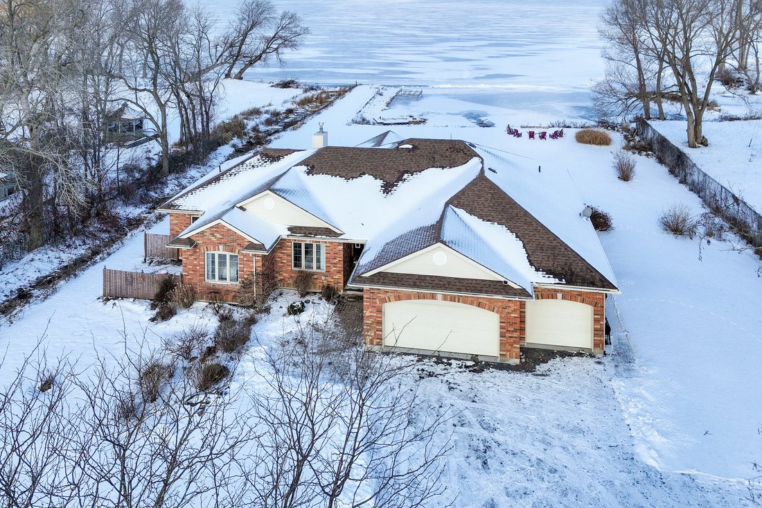 Bay Of Quinte Waterfront In Prince Edward, Ontario, Canada For Sale