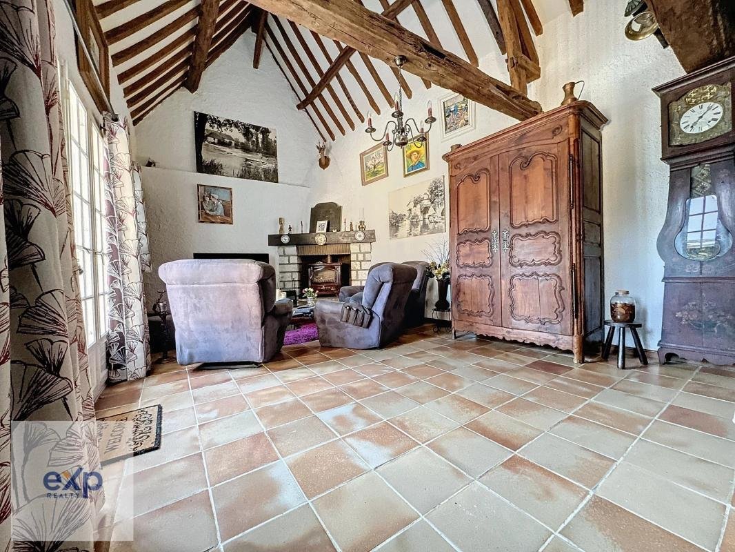 Farm Ranch in Saint-Aubin-sur-Gaillon, Normandy, France 3 - 13437837