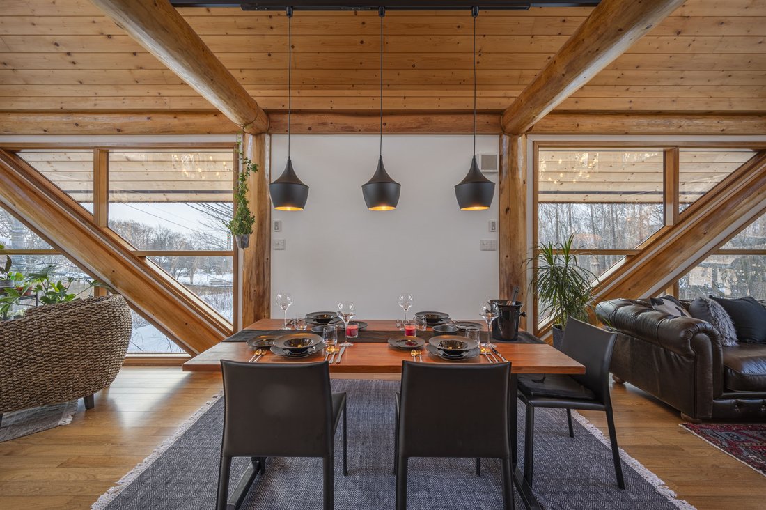 Moiwa Log House In Niseko, Hokkaido, Japan For Sale (13728475)