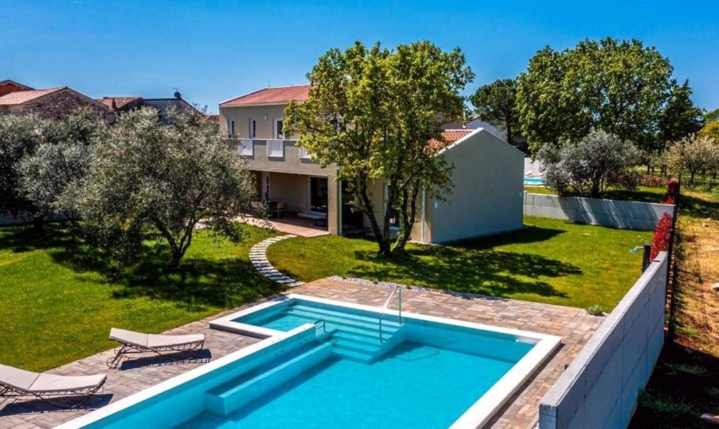 House Novigrad, 274m2 In Novigrad, Istria County, Croatia For Sale