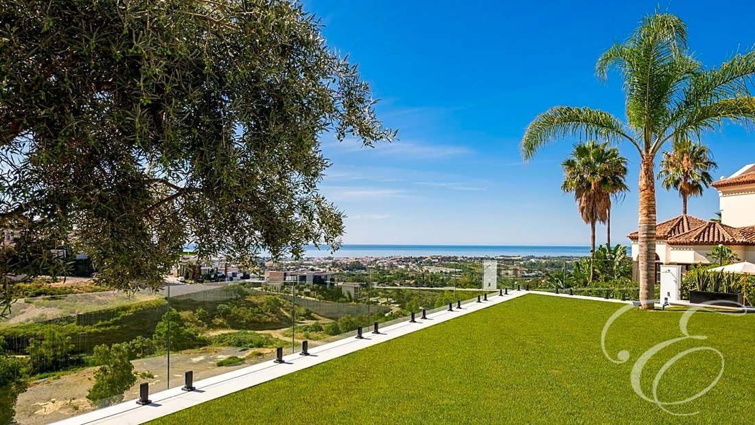 Villa in Benahavis, Andalusia, Spain 2 - 13724088