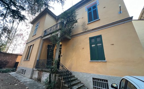 Villa in Garibaldi Square Zone, Alessandria, Italy 1