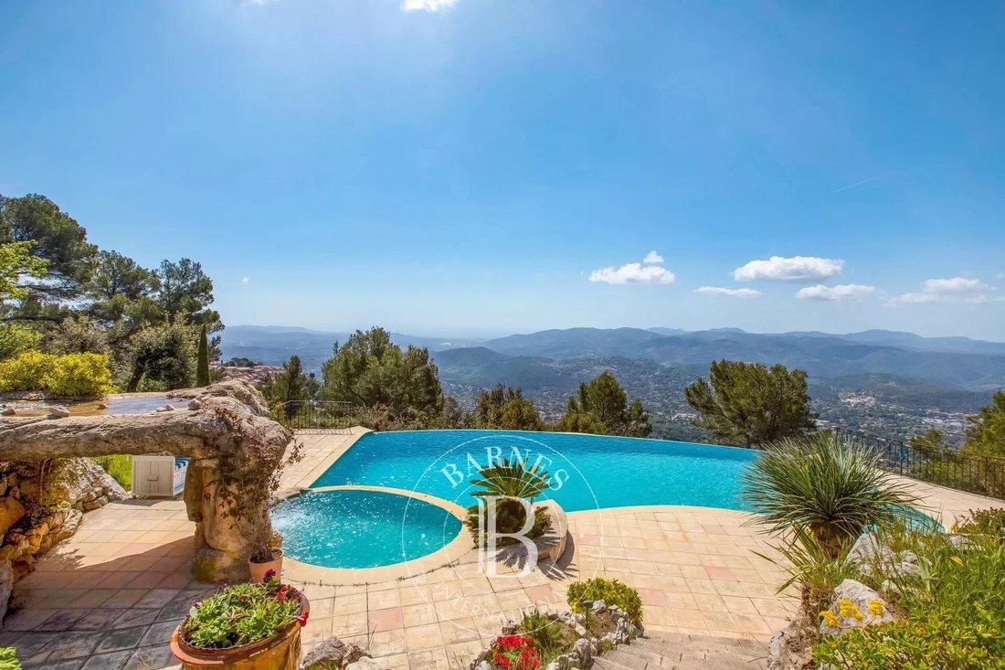 Cabris Elegant Property With In Cabris, Provence Alpes Côte D'azur