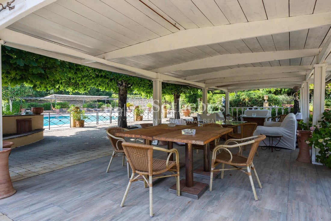 House in Rignano sull'Arno, Tuscany, Italy 4 - 11757301