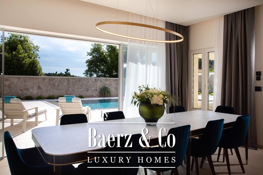 Villa in Cavtat, Dubrovnik-Neretva County, Croatia 5 - 13732152
