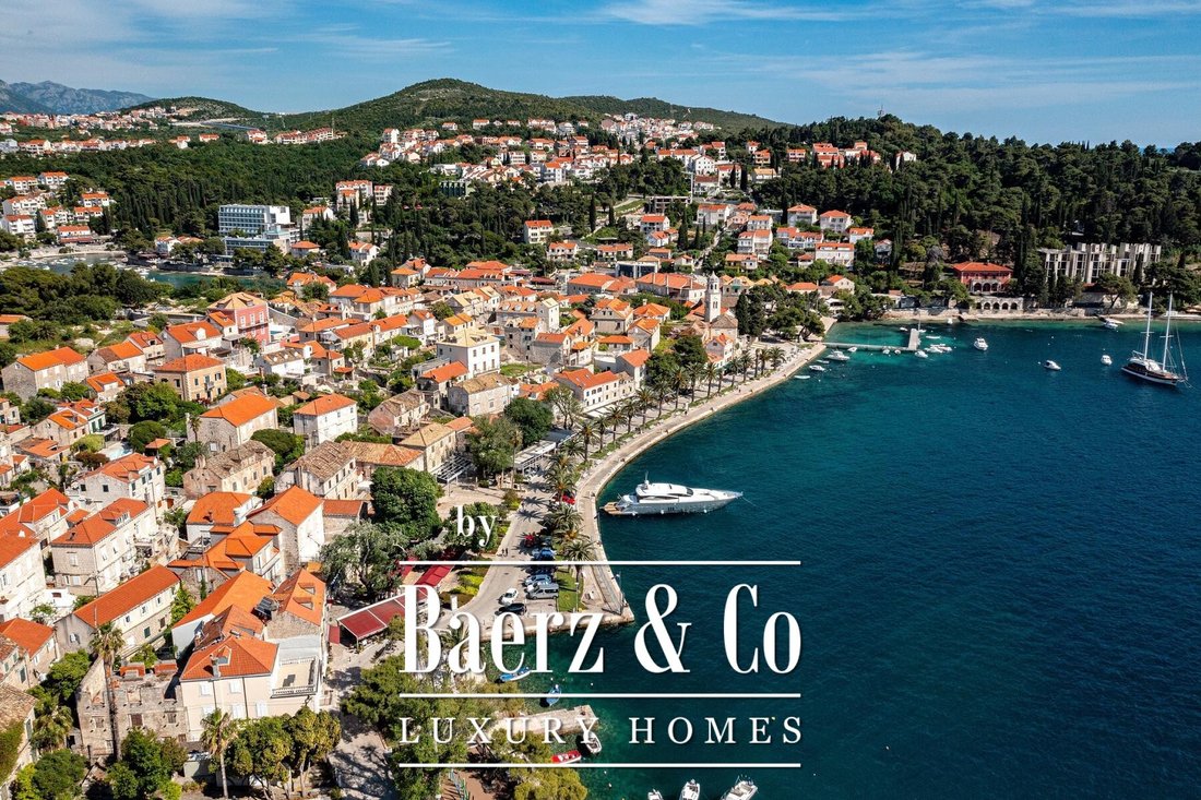 Villa in Cavtat, Dubrovnik-Neretva County, Croatia 1 - 13732152