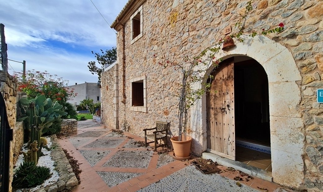 Otras Zonas Townhouse In Búger, Balearic Islands, Spain For Sale (13730735)