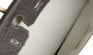 Hermès Birkin 30 Gold Matte Alligator Gold Hardware