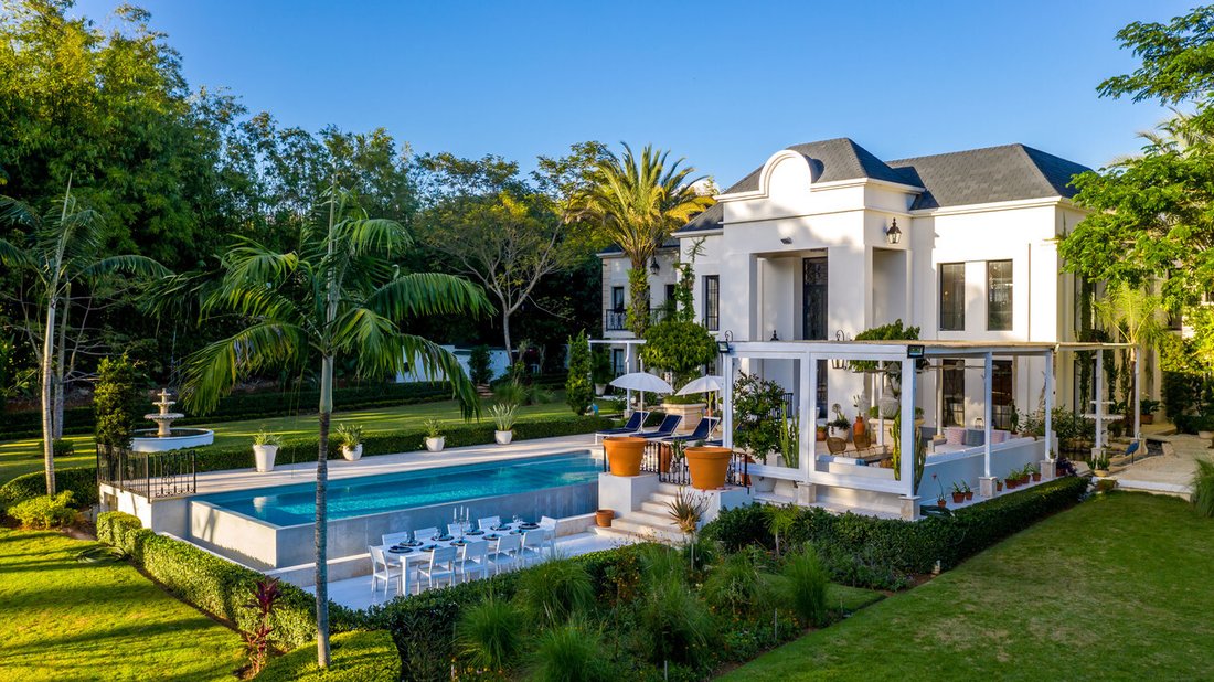 Château du Cacique: Where Caribbean Breeze Meets Timeless Grandeur
