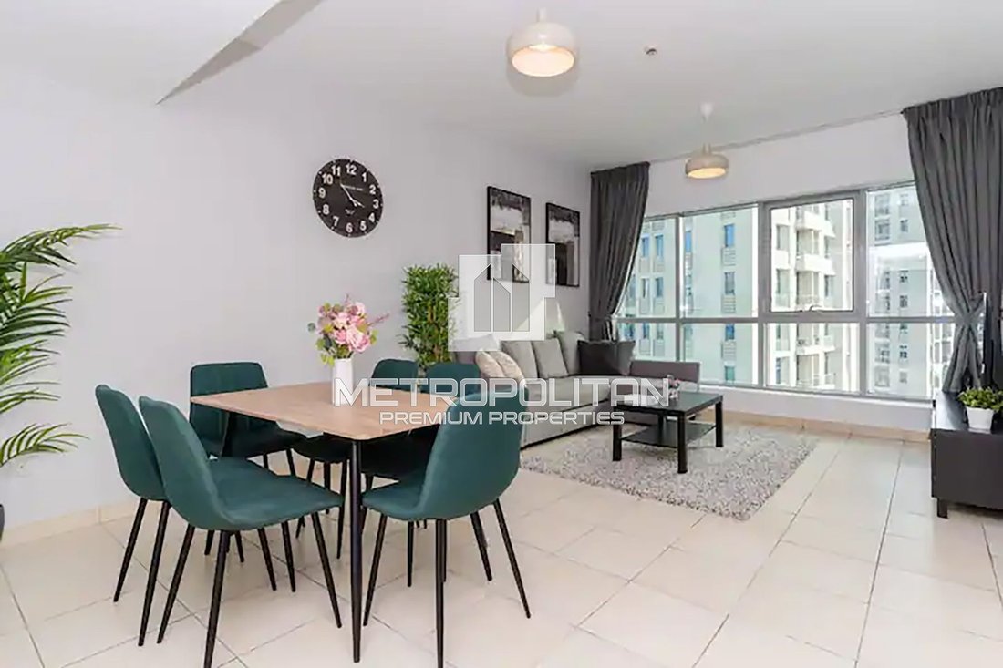 Chiller Free Equipped Kitchen View Of In Dubai, Dubai, United Arab