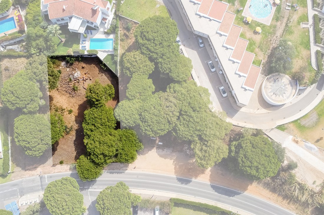 Land in Vilamoura, Quarteira, Algarve 1 - 13732414