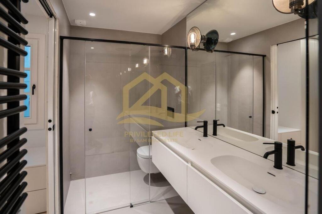 Apartment in Ciutat Vella, Barcelona, Spain 5 - 13646696