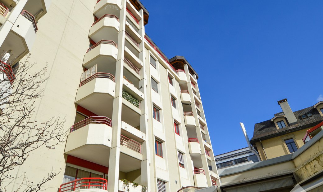 Light Flooded 4.5 Room City Apartment With 125 M2 In Brig, Valais