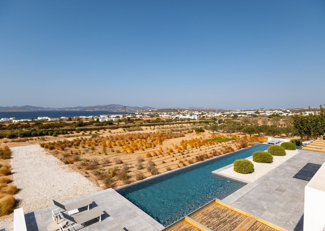 Villa in Paros, Aegean, Greece 4 - 13733670