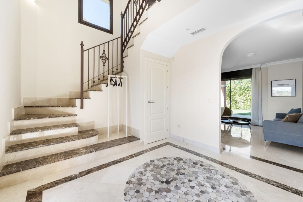 House in Estepona, Andalusia, Spain 4 - 13734977