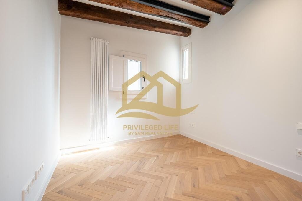 Apartment in Ciutat Vella, Barcelona, Spain 1 - 13646697