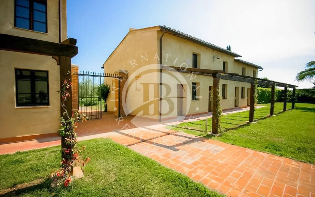 Villa in Castelnuovo Berardenga, Tuscany, Italy 5 - 13736425