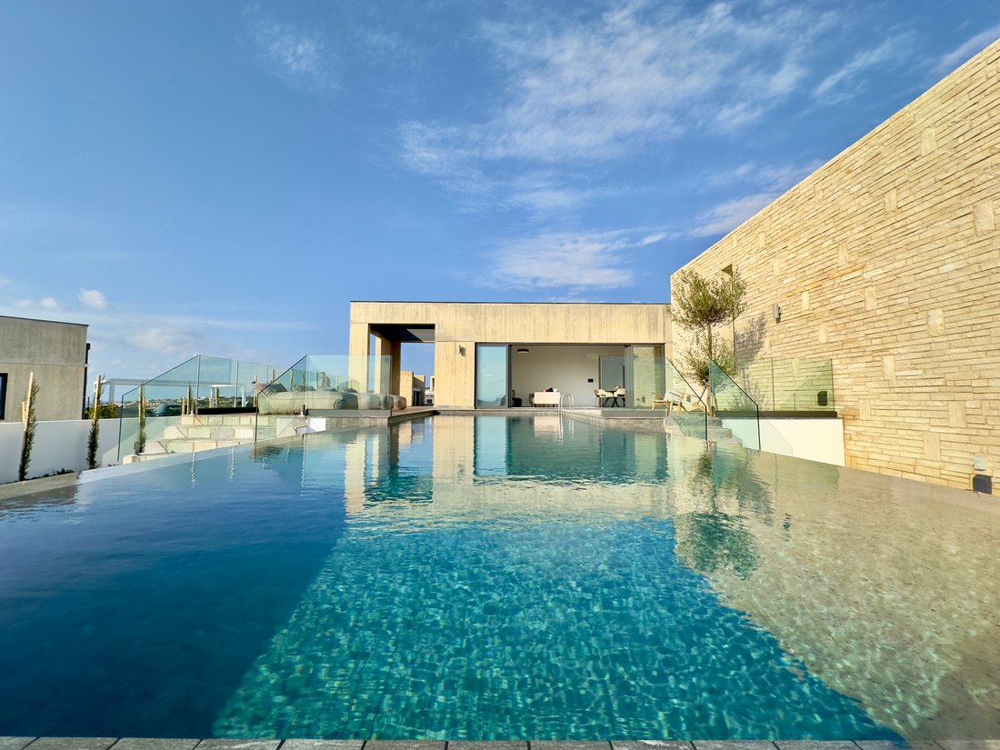 Villa in Peyia, Paphos, Cyprus 2 - 13737268