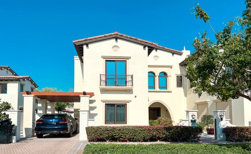 Villa in Dubai, Dubai, United Arab Emirates 1