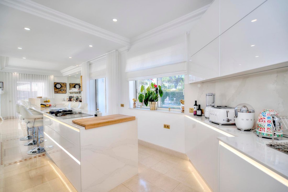 Villa in Quinta do Lago, Almancil, Portugal 4 - 12957793