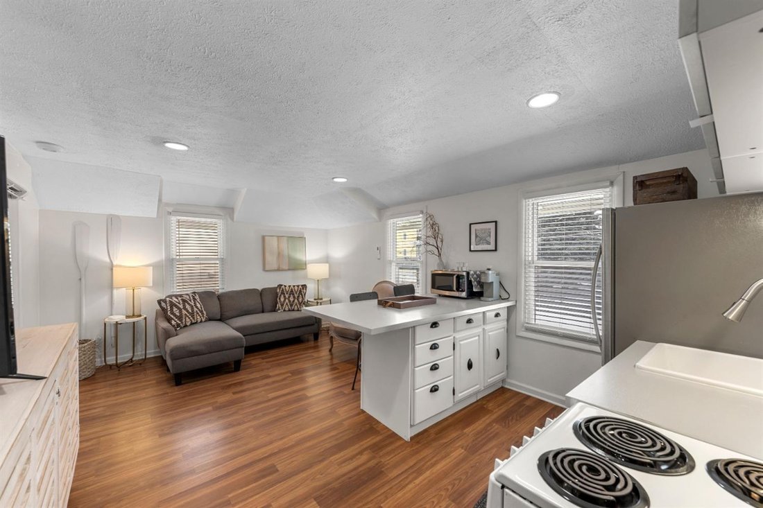 Maison Unifamiliale Individuelle De 7 Dans Beverly Shores, Indiana