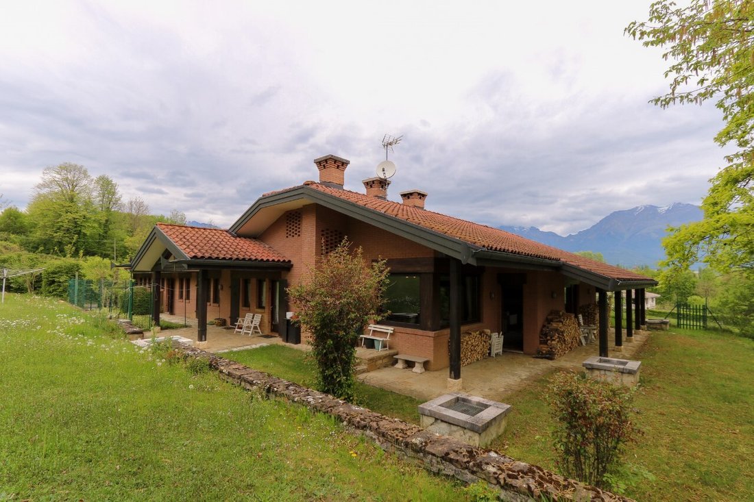 Villa in Center, Belluno, Veneto 2 - 13742295