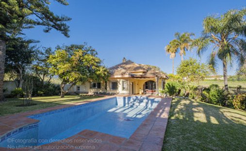 Luxury homes for sale in Nueva Villa de las Torres, Castile and León
