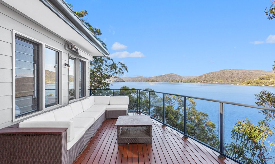 Deep Waterfront Sanctuary In Milsons Passage, New South Wales