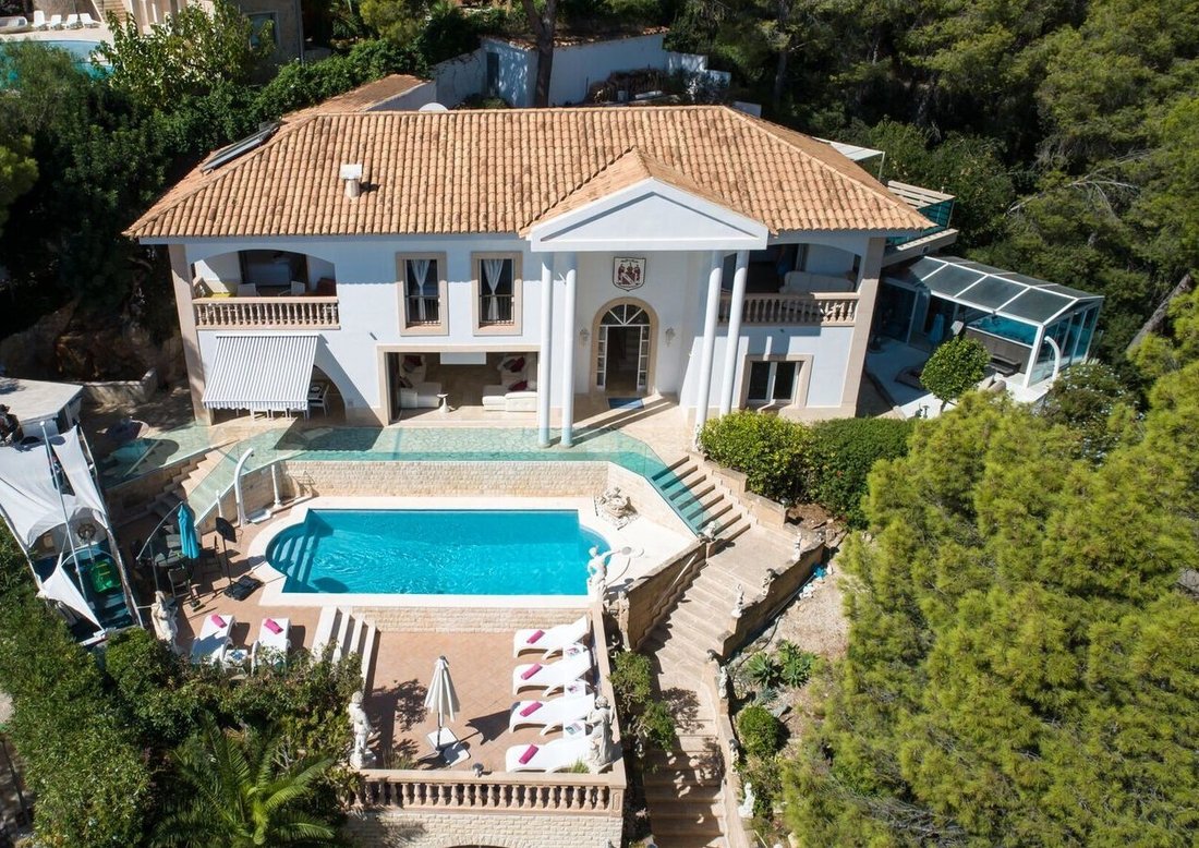 Villa in Portals Nous, Calvia, Balearic Islands 1 - 13738645