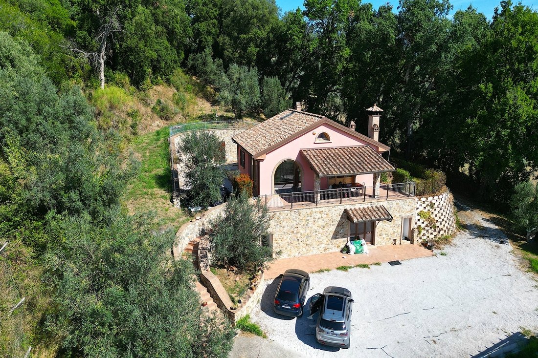 Villa in Riparbella, Tuscany, Italy 2 - 13737627