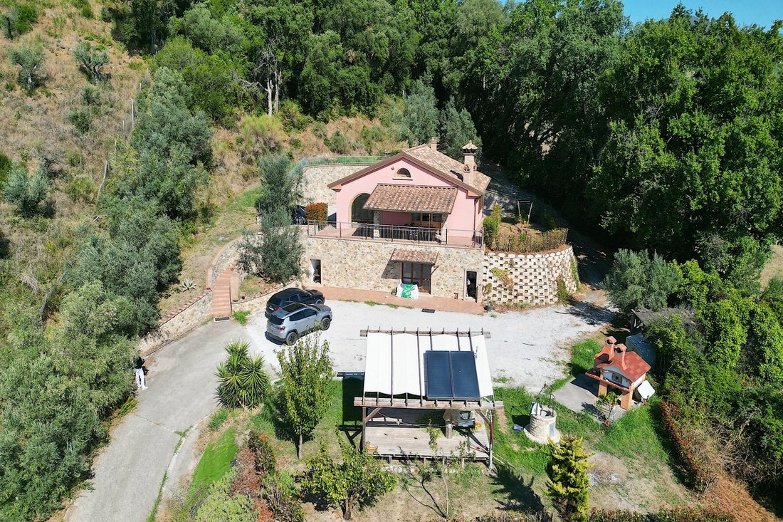 Villa in Riparbella, Tuscany, Italy 3 - 13737627