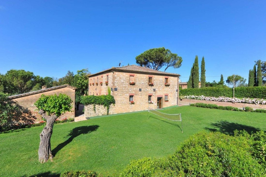 Autres à Monteroni d'Arbia, Toscane, Italie 2 - 13739782