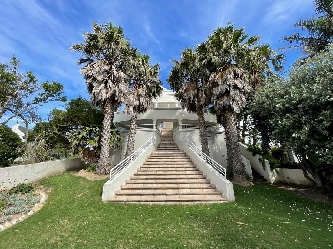 Country House in Port Alfred, Eastern Cape, South Africa 1 - 13742139