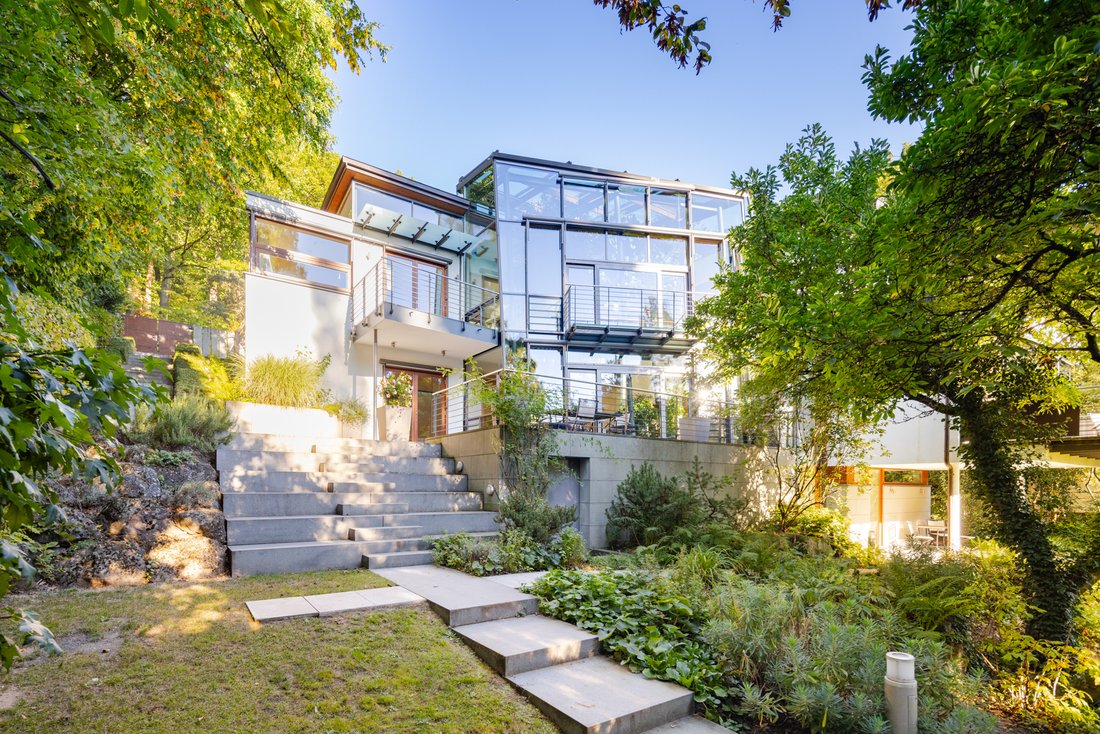 Transparency And Design In Harmony With Nature In Kronberg, Hessen, Germany For Sale (13742335)