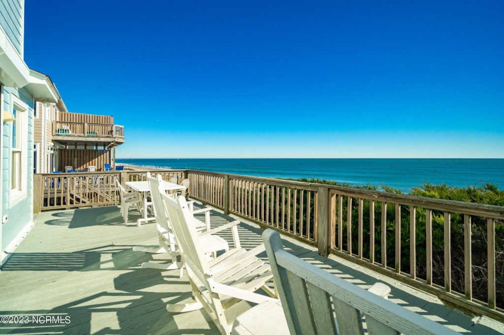 Townhouse Emerald Isle In Emerald Isle, North Carolina, United States